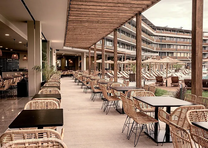 Sunny Club - Adults Only #youthfulvibes فندق ساني بيتش