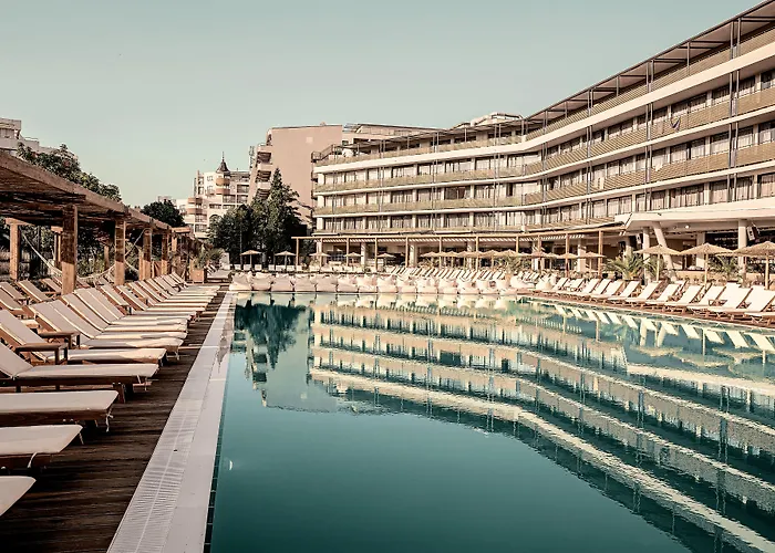 Sunny Club - Adults Only #youthfulvibes فندق ساني بيتش