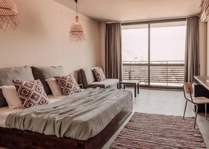 Sunny Club - Adults Only #youthfulvibes Slantschew brjag